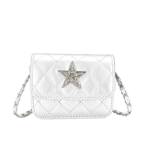 Borsa a tracolla trapuntata argento con emblema stella in strass scintillante