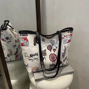 Grand Sac Cabas en Cuir PU pour Femmes Imprimé Dessin Animé Paysage Urbain Sac à Épaule Décontracté Voyage Navettage Shopping