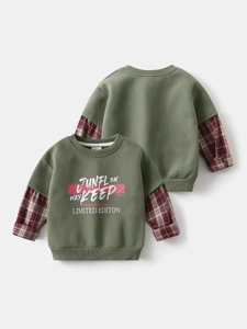Fashionable boys' army green layered sweatshirt with red checkered sleeves and graphic print
