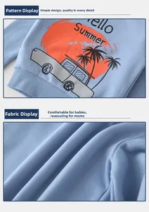 Détail d'un sweat bleu clair pour garçon avec imprimé Hello Summer et texture de tissu doux