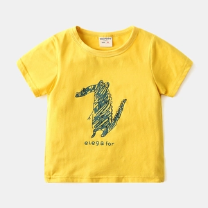 Yellow cotton kids T-shirt with green crocodile print and crew neck design
