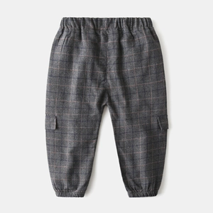 Classic kids plaid cargo pants in dark grey with elastic waist and side pockets