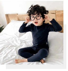 Ensemble de sous-vêtements thermiques bleu marine pour enfants avec haut et pantalon