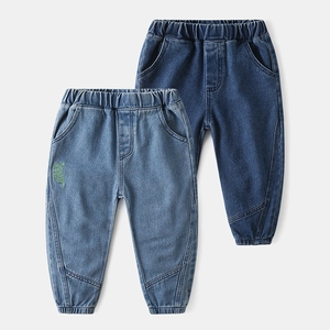 Boys denim jeans with elastic waist and letter embroidery in dark and mid blue