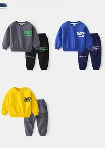 Ensemble trois couleurs de sweats et joggings pour enfants avec imprimés SURE et FEELINGS