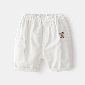 Short pour enfant en coton crème avec taille élastique et broderie petit chien
