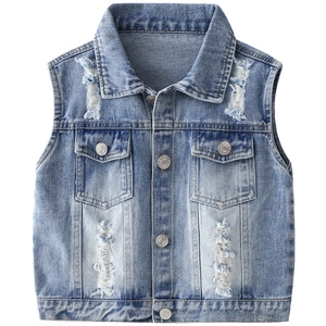 Gilet di jeans celeste per bambini con dettagli consumati e colletto a risvolto