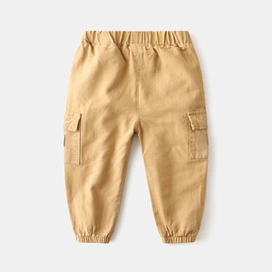 Kids casual khaki cargo pants with elastic waist and large pockets in cotton fabric