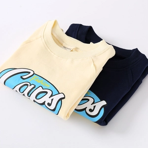 Débardeur molletonné pour garçon beige et bleu marine avec imprimé fashion moderne