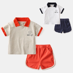 Ensemble polo enfant à manches courtes avec imprimé sourire et short à taille élastique