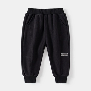 Pantalon de jogging noir gaufré pour garçons avec taille élastique et patch tendance