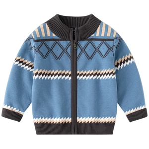 Gilet en tricot bleu clair pour garçon avec motifs géométriques et fermeture zippée