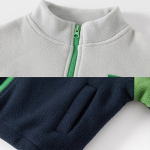Kids color-block polar fleece jacket with stand collar and zipper closure details