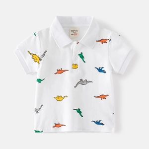 Polo enfant à manches courtes avec imprimé dinosaure coloré et col boutonné classique
