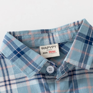 Classic blue and pink plaid long-sleeve cotton shirt for boys with a stylish square collar