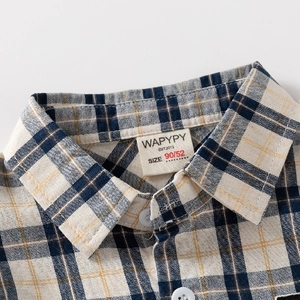 Camicia a scacchi per bambini in cotone a maniche lunghe con motivo classico e colletto