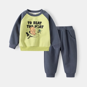 Boys' autumn cotton sweatshirt set with cartoon bear print and navy blue jogger pants