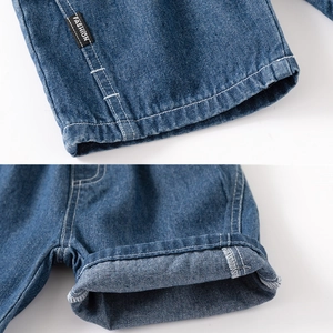 Boys denim shorts with curved splicing, navy blue cotton fabric and fashion side label