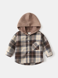 Chemise à capuche enfant à carreaux marron et bleu avec poche poitrine et boutons