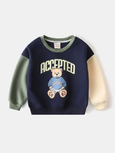 Kids color-block crewneck sweatshirt with cute cartoon bear print and ribbed cuffs