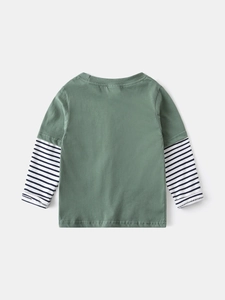 Maglia bambini manica lunga verde salvia con maniche a righe effetto doppio strato