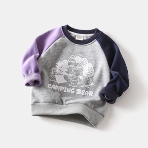 Detail of color-block fleece sweatshirt for boys featuring mountain camping bear print