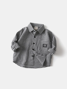 Classic black and white checkered cotton long sleeve shirt for boys with fashion chest patch