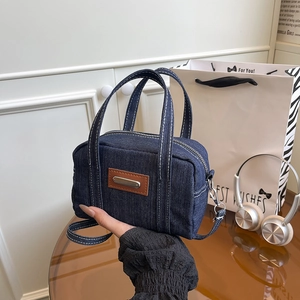 Women Washed Denim Handheld Pillow Bag Vintage Streetwear Contrast Stitching Crossbody Bag Simple Small Square Tote Bag