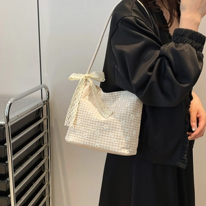 Sac fourre-tout floral en toile avec nœud en dentelle et motif à carreaux pour épaule