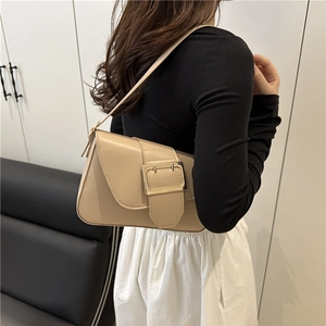 Sac sous les bras rétro français pour femmes couleur crème avec boucle dorée élégante