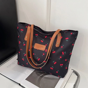 Sac à Épaule en Nylon Mode pour Femmes Imprimé Cerise Sac Fourre-tout Grande Capacité Sac à Main Décontracté pour Voyage