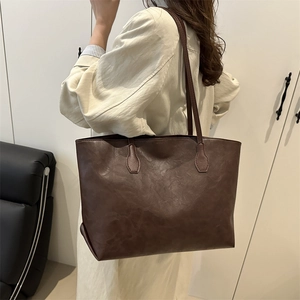 Vintage σκούρα καφέ μεγάλη τσάντα tote από ανάγλυφο δέρμα για καθημερινή χρήση