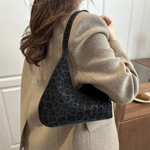 Women Leopard Print Underarm Bag Retro Frosted PU Leather Hobo Bag Fashion Large Capacity Commuter Shoulder Bag Handbag