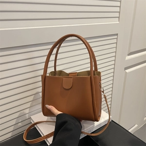 Vintage PU Leather Bucket Bag Minimalist Solid Color Women Crossbody Bag Fashion Handbag With Strap Daily Commute Bag
