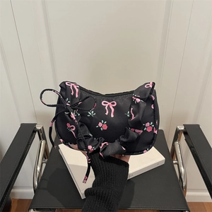 Petit Sac à Épaule Imprimé Floral avec Nœud pour Femmes Motif Rose Bandoulière à Volants Sac sous le Bras en Polyester
