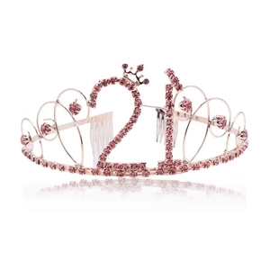 Dettaglio tiara compleanno 21 in oro rosa con strass rosa e pettini per capelli