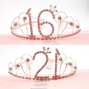 Tiare d'anniversaire or rose avec strass roses pour décoration de fête 16 et 21 ans