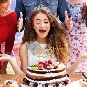 Birthday Princess Set mit Strass-Krone, Glitzer-Schärpe und Kuchendekoration für Partys
