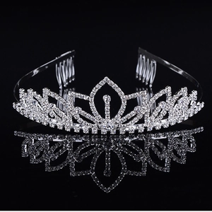 Tiara a Corona da Sposa con Strass per Donna Ragazza Matrimonio Festa Ballo Accessori per Capelli Cerchietto con Pettini Elegante Copricapo in Lega