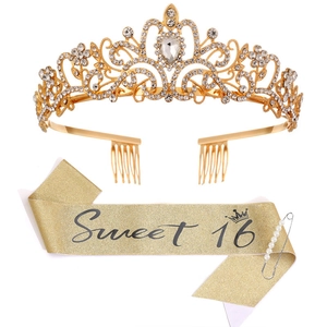 Kit anniversaire Sweet 16 avec écharpe dorée pailletée, diadème strass et épingle perle