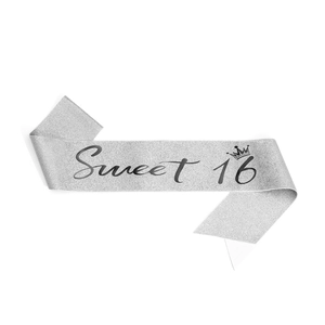 Écharpe d'anniversaire Sweet 16 en paillettes argentées avec couronne et texte noir