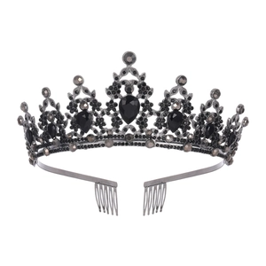 Close-up of black teardrop crystals and rhinestones on baroque bridal hair comb