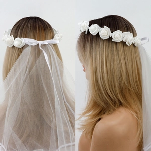 White bridal floral wreath veil with roses and multi-layer tulle for party decoration
