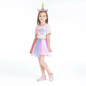 Ensemble licorne pour petite fille avec t-shirt rose, tutu arc-en-ciel et accessoires