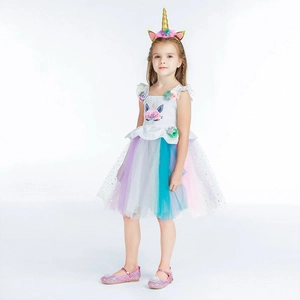 Detail von Mädchen Einhorn Tüllkleid mit Regenbogen-Mesh und floralem Oberteil
