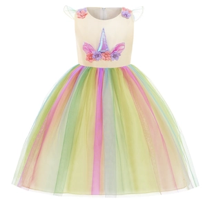 Abito da principessa unicorno arcobaleno per bambine con tulle pastello e corpetto floreale