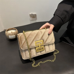 Women's Vintage Quilted Synthetic Leather Shoulder Bag With Gold Metal Chain Strap Solid Color Flap Crossbody Bag For Daily Use