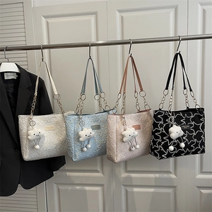 Sac Cabas à Épaule Matelassé Motif Étoile Style Coréen pour Femmes Avec Bandoulière en Chaîne Métallique et Pendentif Nuage Grand Sac de Navette Urbain