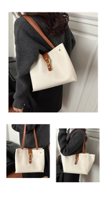 Sac fourre-tout crème chic avec bandoulières marron illustrant divers styles de portage