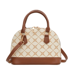 Sac à main rétro en forme de coquille avec motif monogramme marron et bandoulière